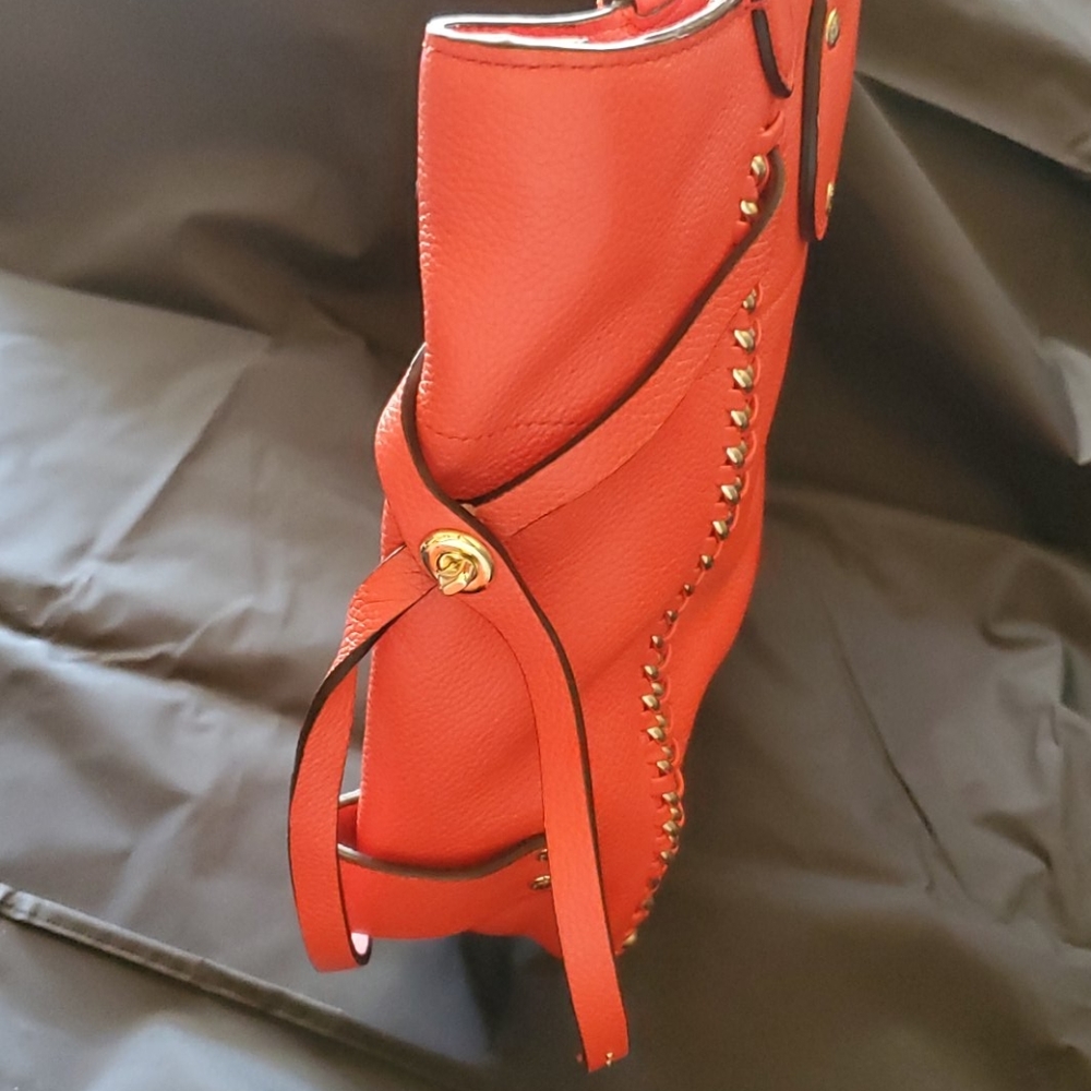 Coach purse - Picture 4 of 4